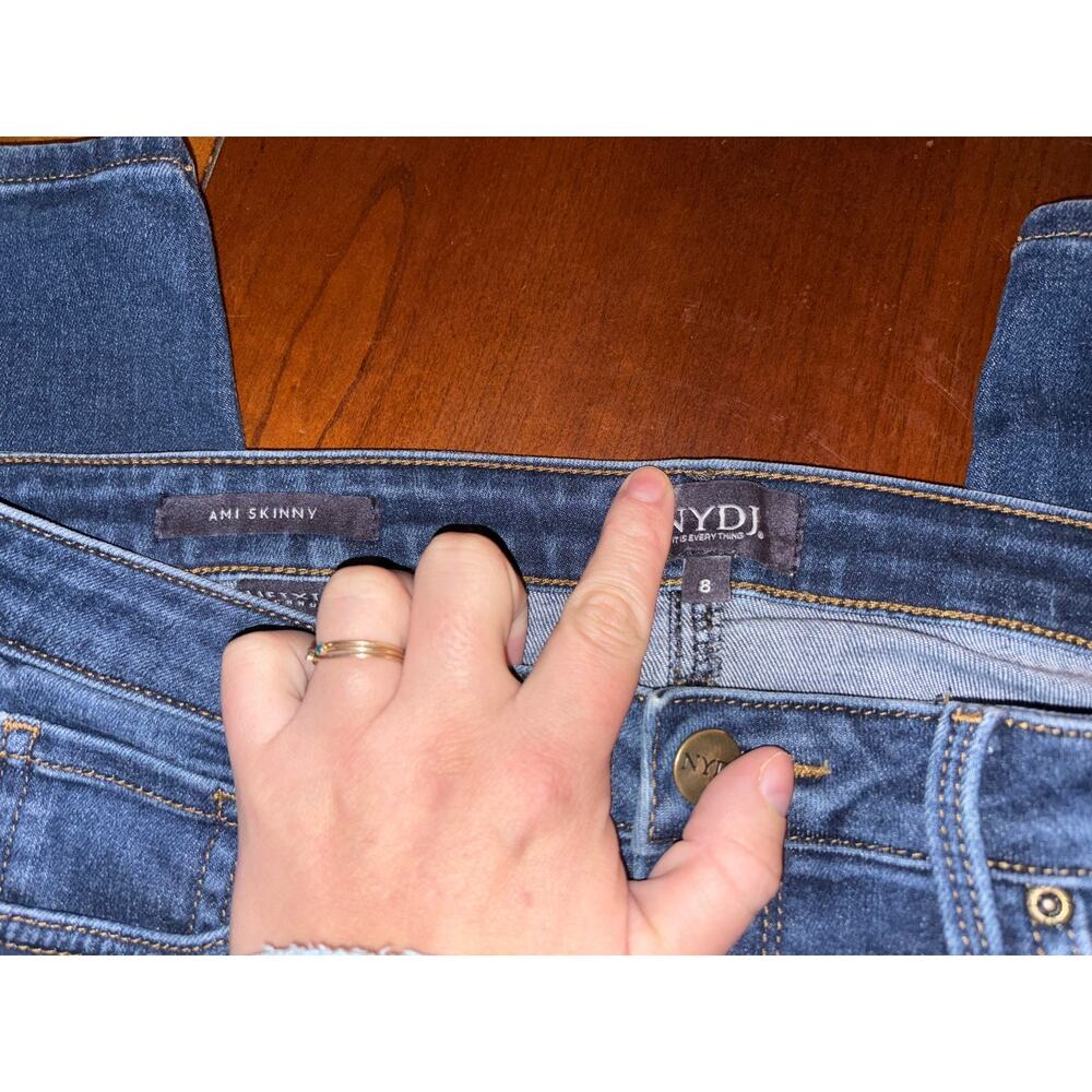 NYDJ AMI Skinny Jeans Sz 8 - Picture 3 of 3